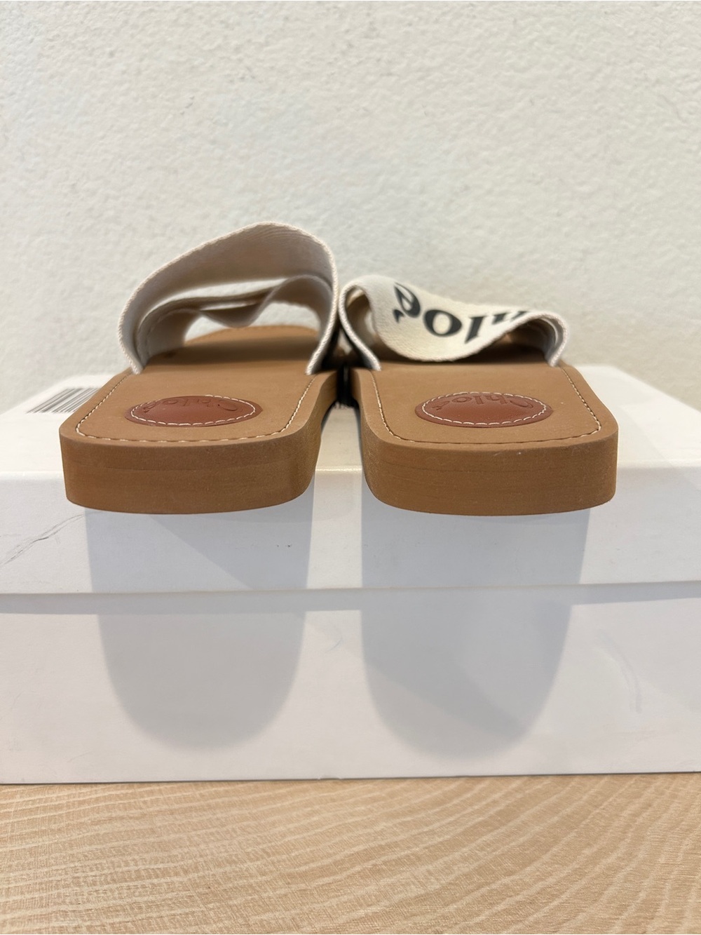NIB Chloé Women's Woody Logo Slide Sandals White, Size 38, $550 Retail - Picture 7 of 9
